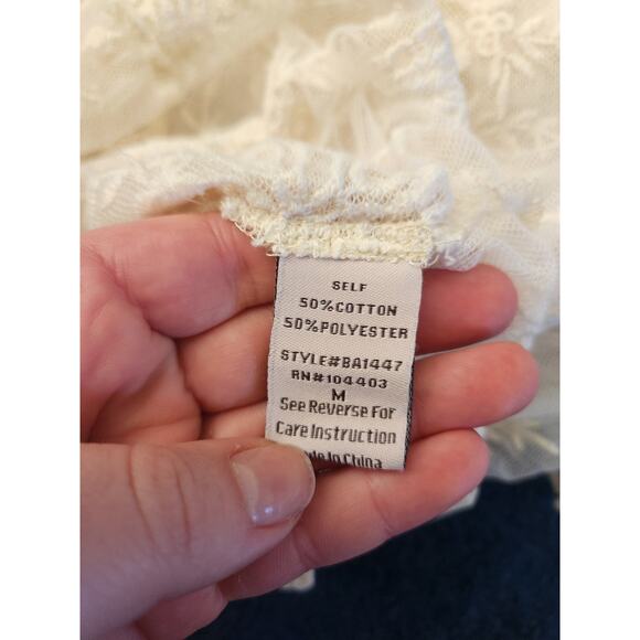 Reckless Angel Women's Lace Embroidered Boho Hippie Oversized Blouse-Medium - Picture 8 of 8